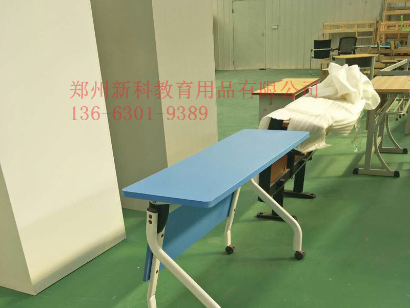 雙人培訓(xùn)課桌椅